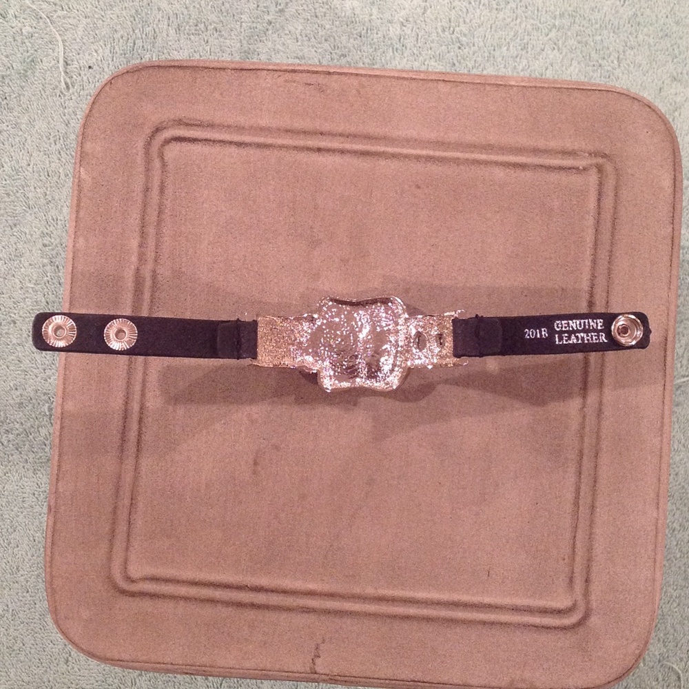 BRACELET🆕 - Picture 4 of 4